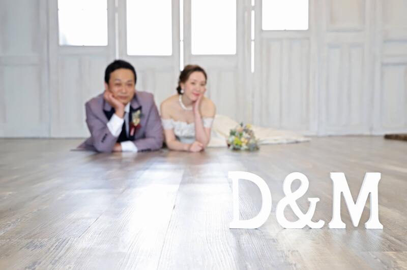 お名前のイニシャルと共に