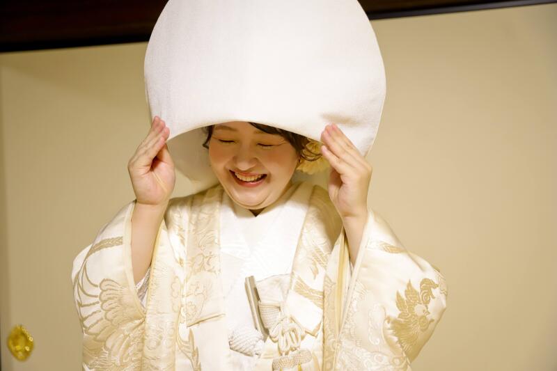 綿帽子をかぶると一気に花嫁感アップしますよね