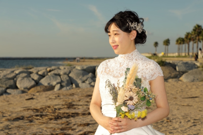 夕陽に包まれる美しいご新婦様