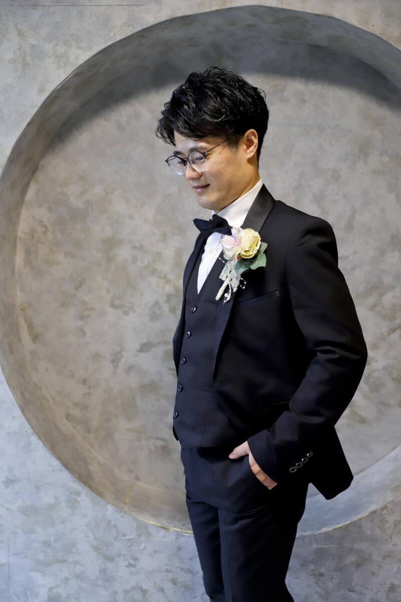 ご新郎様もクールにソロショット撮影