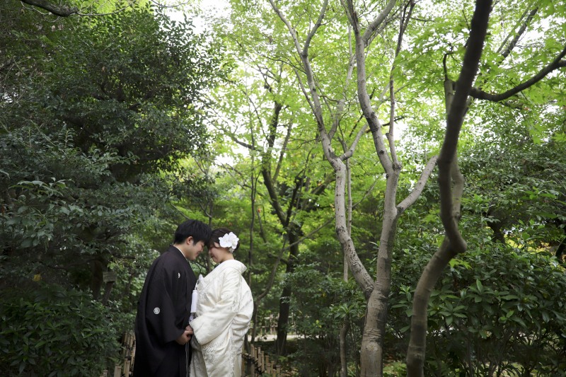 庭園でしっとり