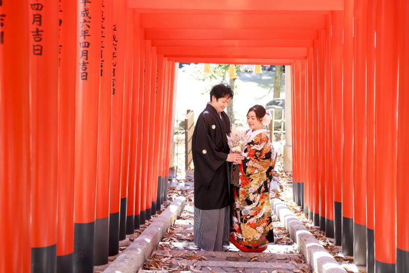 朱色に彩られた愛の道