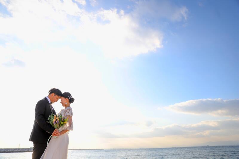 夕暮れ時、そっと寄り添って