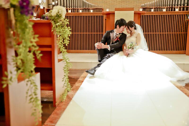 チャペルで挙式シーンや記念撮影が可能です