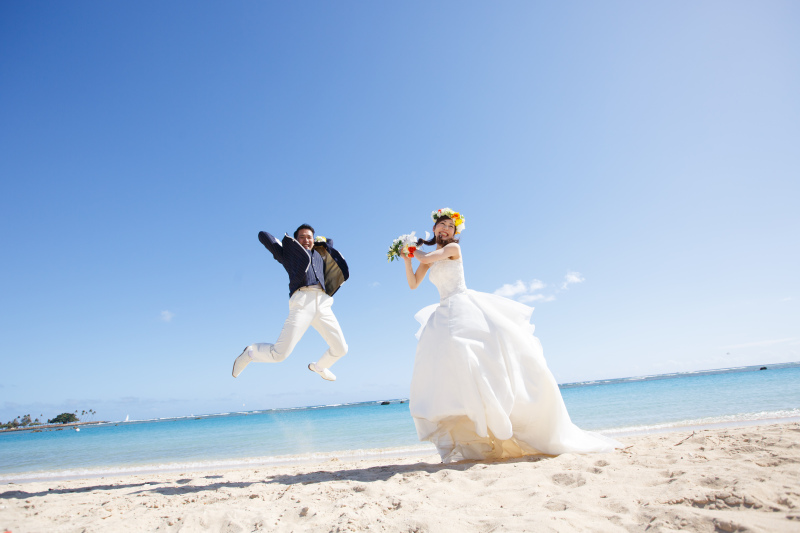 ドレスやタキシードなどの持込も可能です