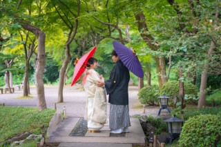 緑鮮やかな日本庭園にて白無垢前撮り撮影