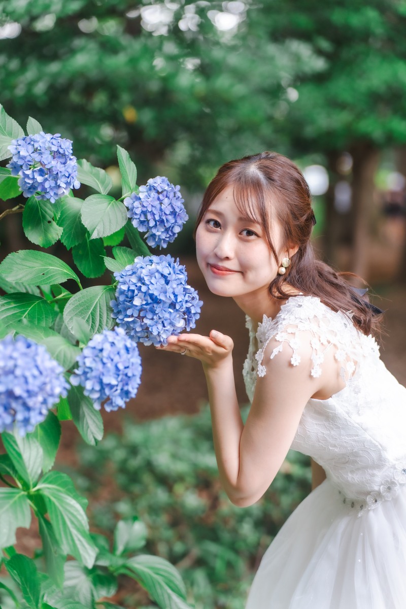 紫陽花とご新婦様