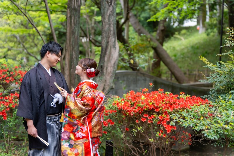 緑豊かな日本庭園で叶える！仲良しお二人の笑顔溢れる和装ロケーションフォト前撮り