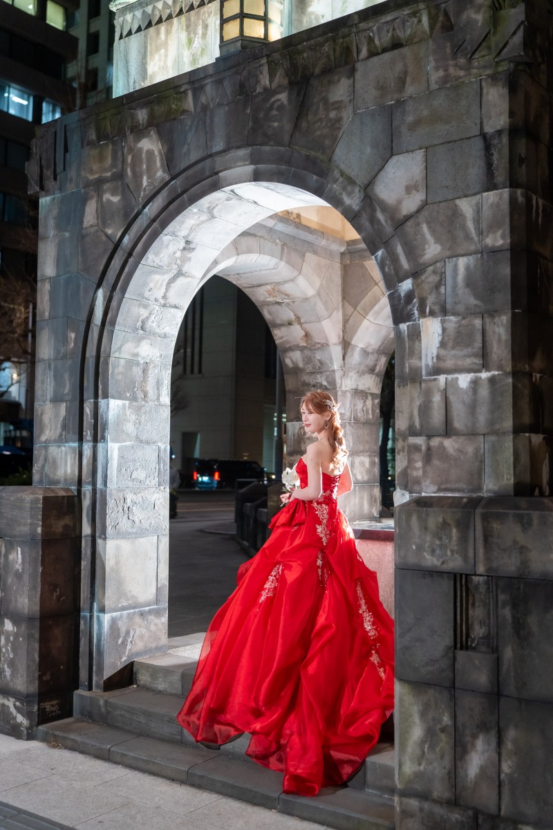 静寂と重なるシルエット