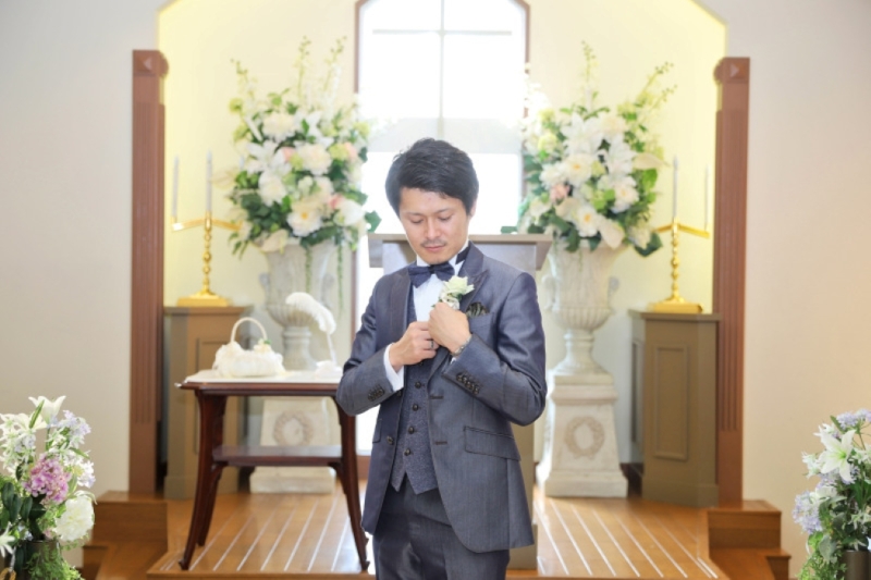 撮影の始まりはご新郎様のソロカットから