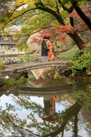 秋めいた日本庭園での和装フォト