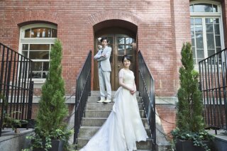 東京駅＆丸の内にて明るい時間帯にオシャレ撮影を