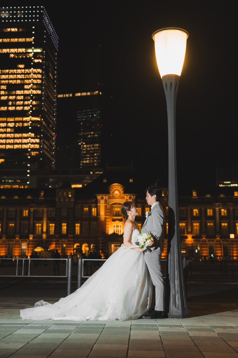 街灯の光に導かれて