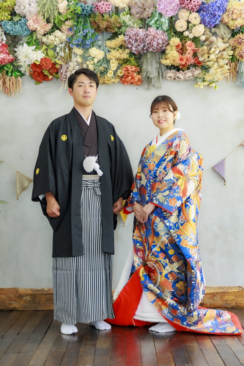 華やかな花のセットでの撮影