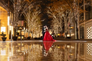 東京駅周辺のアーバンな雰囲気と、和装の伝統美を織り交ぜた、和洋折衷フォト