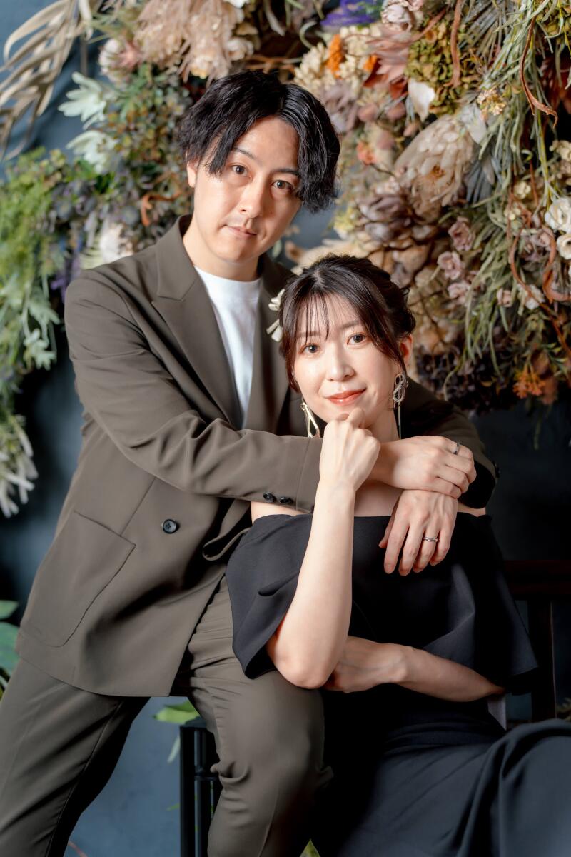 クールにかっこよくバックハグを