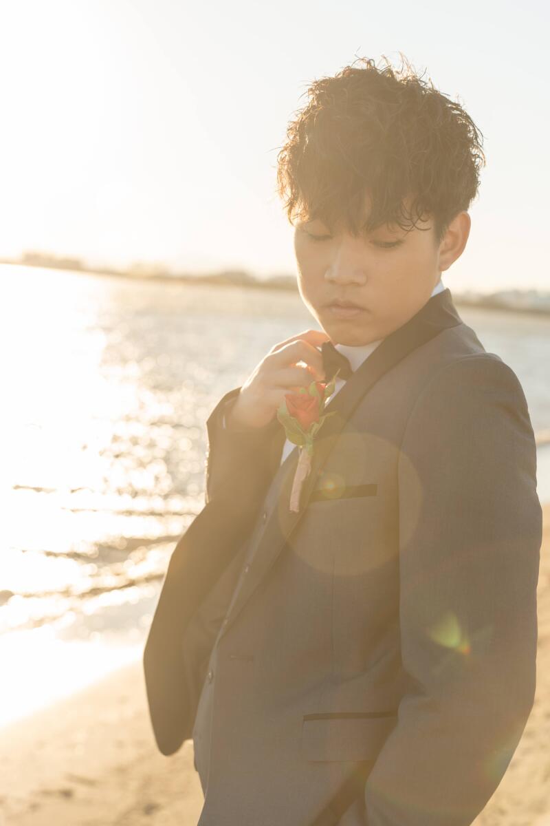 紳士的な横顔と輝き