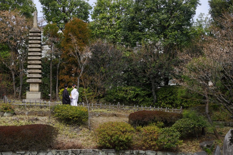 伝統を感じる日本庭園での一枚