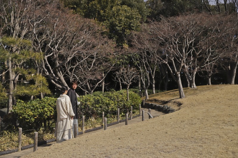 庭園を歩く