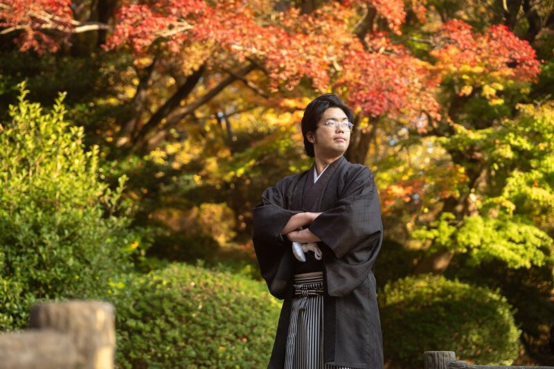 凛々しく、力強い紋付袴スタイル