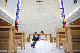 和装は日本庭園、洋装はチャペルにてフォトウエディング撮影