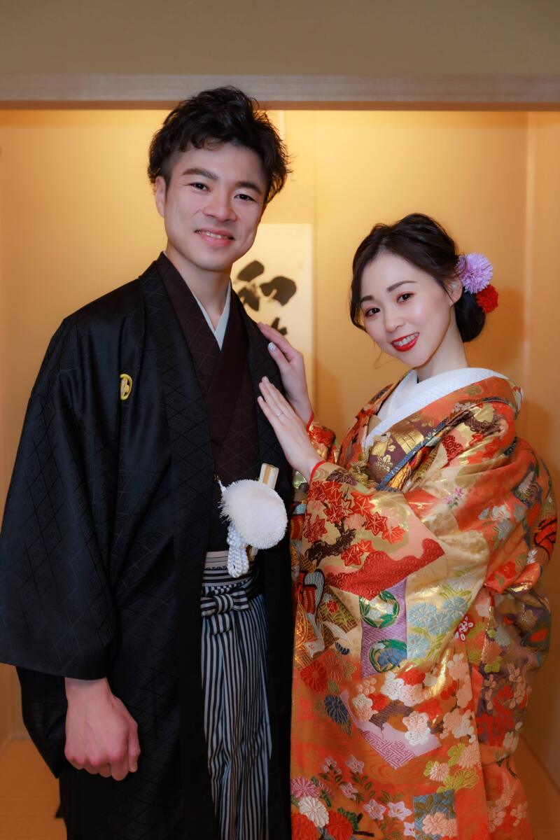 和装に着替えてスタジオ撮影開始