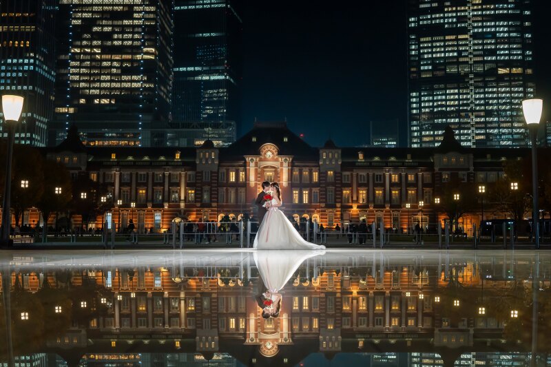 【丸の内仲通り・和田倉噴水公園】2着のドレスで巡る煌めく夜景ロケ