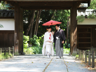 暑さに負けずに和装ロケ！