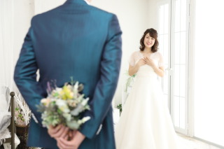 お腹が大きい方もかわいいドレス着れますよ♪