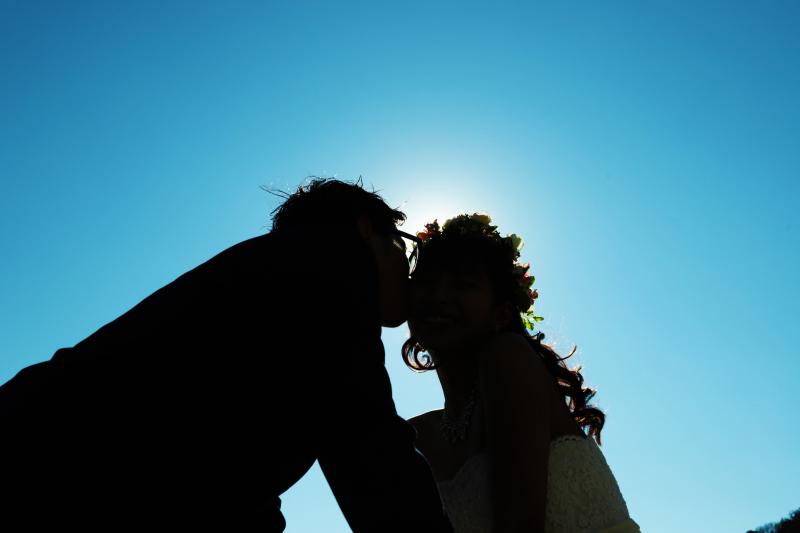 ビーチでシルエットカット