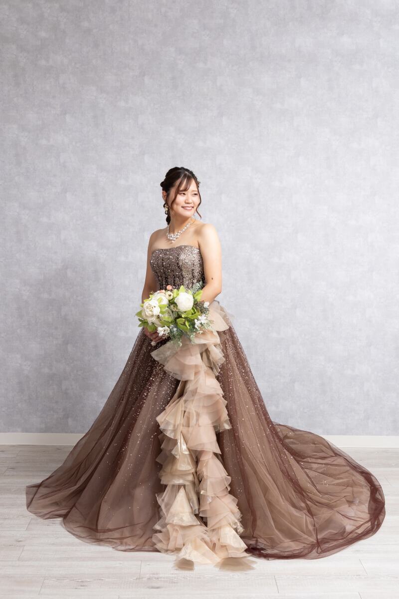 ご新婦様の美しいソロカット
