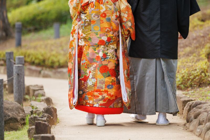 色打掛の華やかな柄のディテール