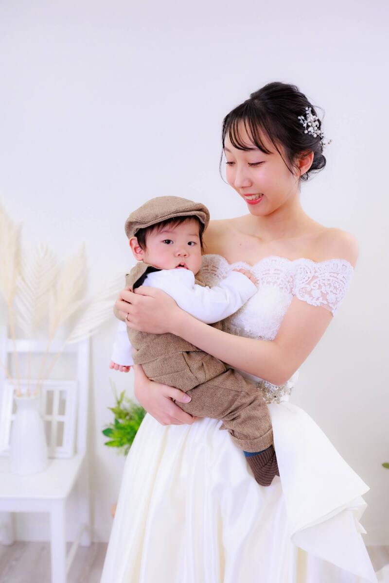 ご新婦様とお子さんとおふたりで