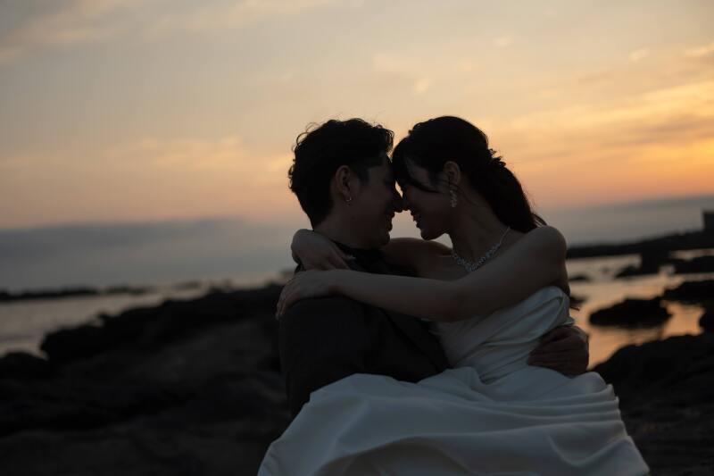 夕日をバックにあえてシルエット気味で