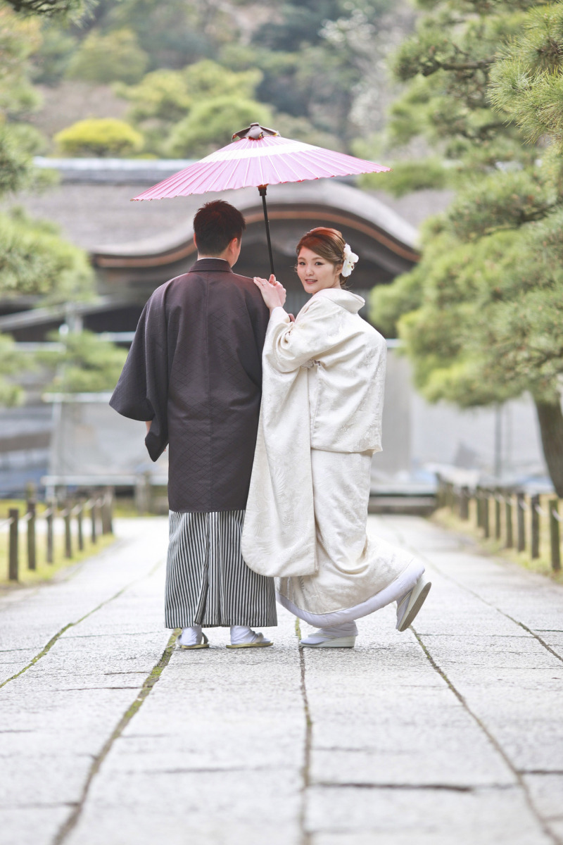 番傘を差して歩む道