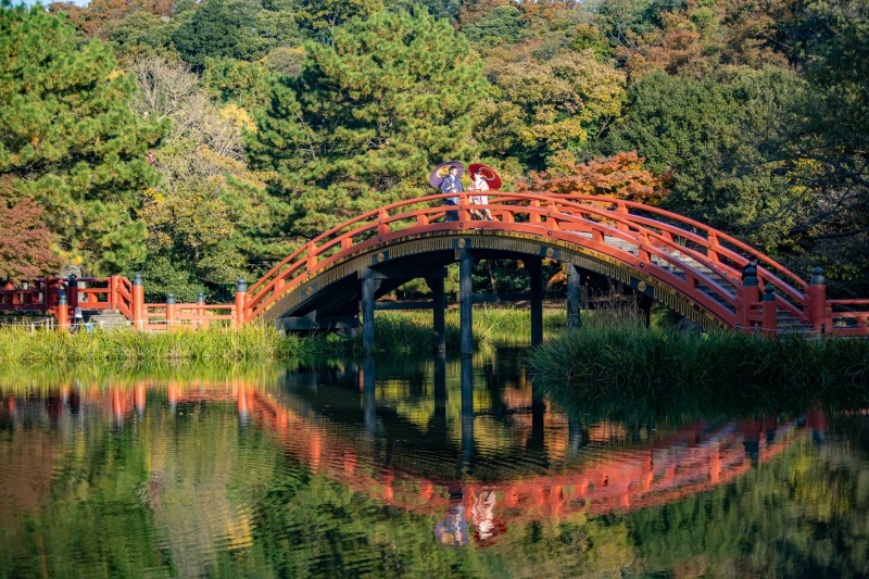 【称名寺・大さん橋】紅葉の色打掛・白無垢と夜景ドレスで巡る昼夜の横浜前撮り