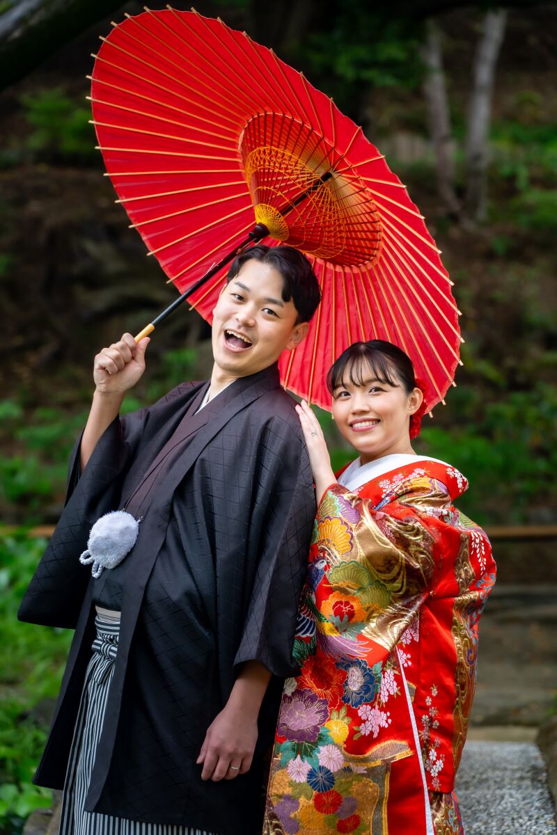 遊び心満載、ご新郎様のお茶目な表情に