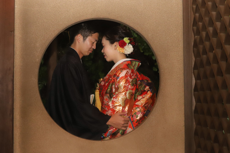 窓枠をつかって☆