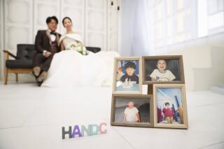 和装は自然あふれる公園で、洋装はナチュラルなハウススタジオで撮るロケ＆スタジオ