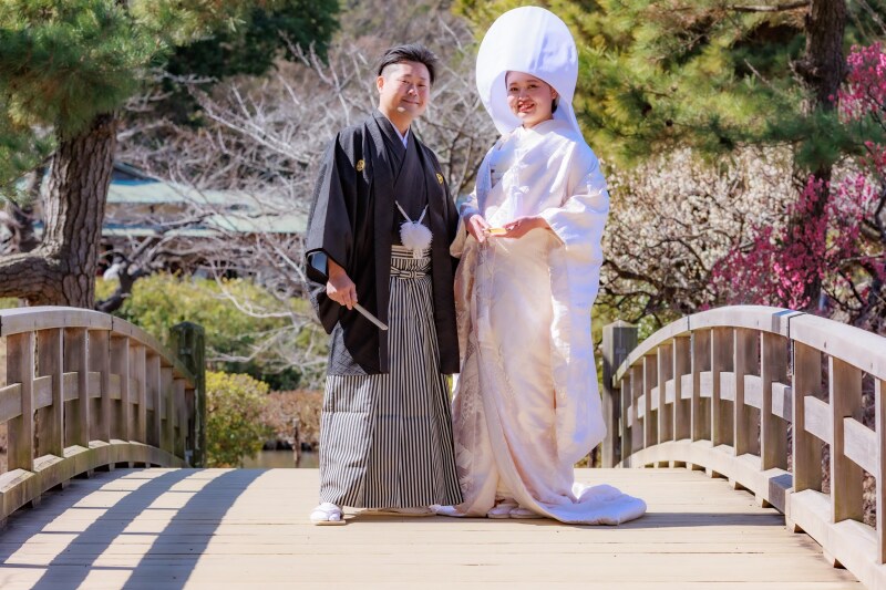綿帽子をかぶると清楚な雰囲気が3倍増しになります
