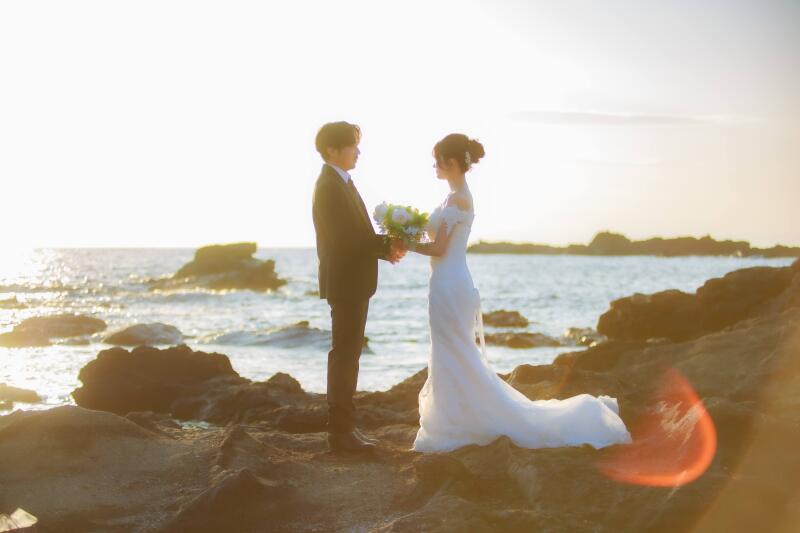 逆光が映し出すシルエット