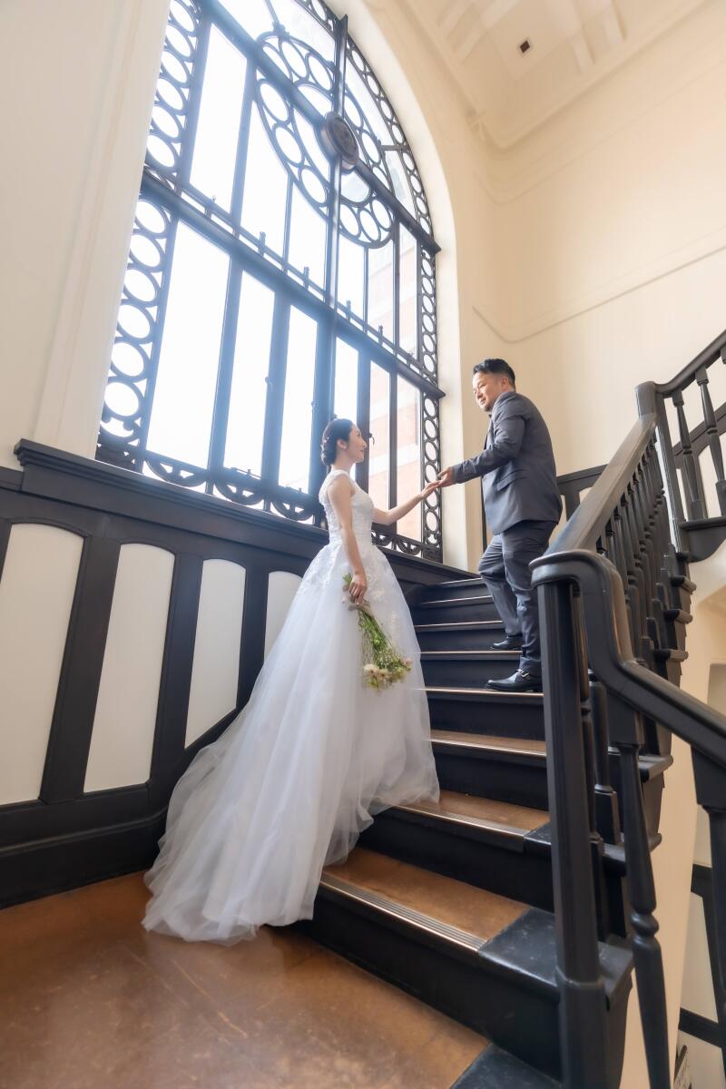 クラシックな階段でドラマチックに