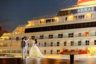 【横浜周遊】山手の洋館から大さん橋の夜景まで紡ぐプリンセスフォト