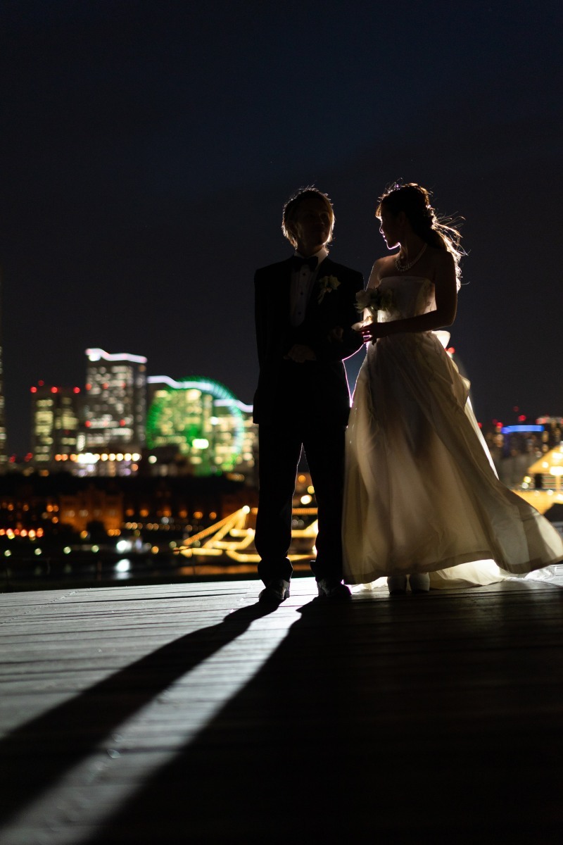 ドラマチックな光と影の演出