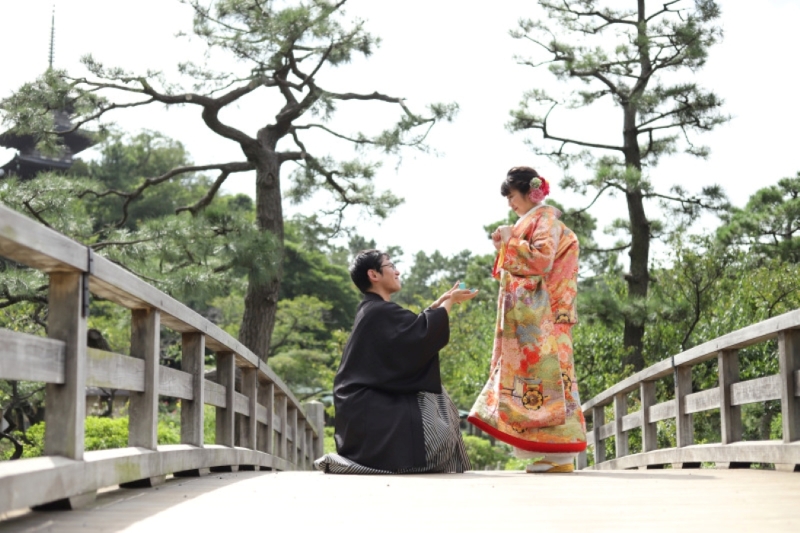 和装は庭園にて、洋装は大桟橋にて和洋装ロケ撮影