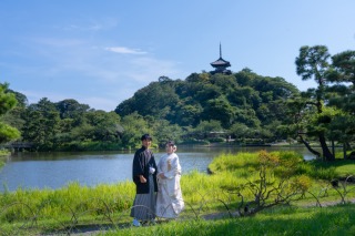 和装にはやっぱり日本庭園が人気♪