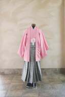 ピンク紋服