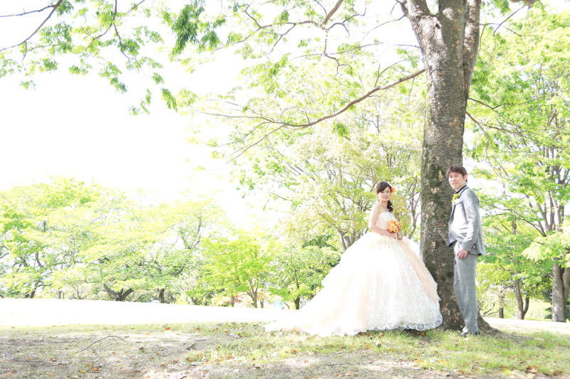 カラードレスはナチュラルに撮影♪