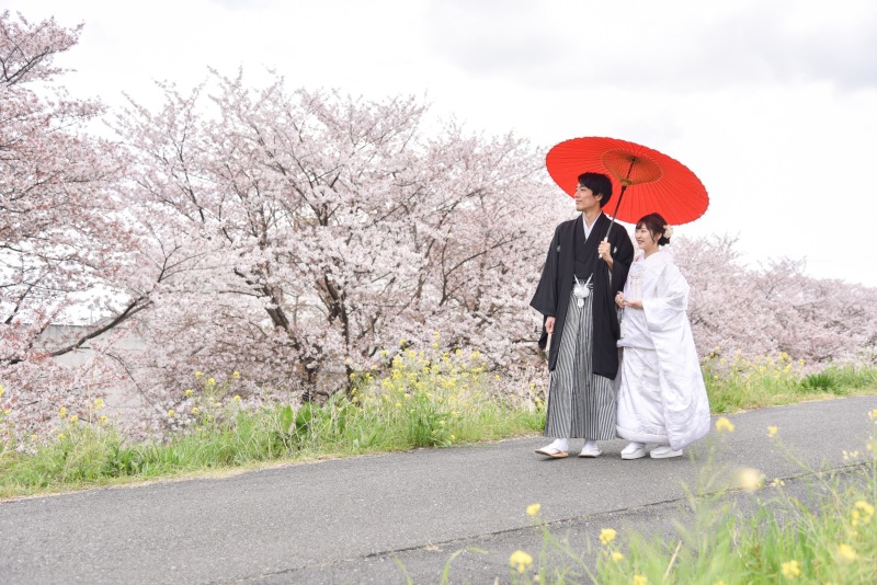 和傘を持ってお散歩・・・♡