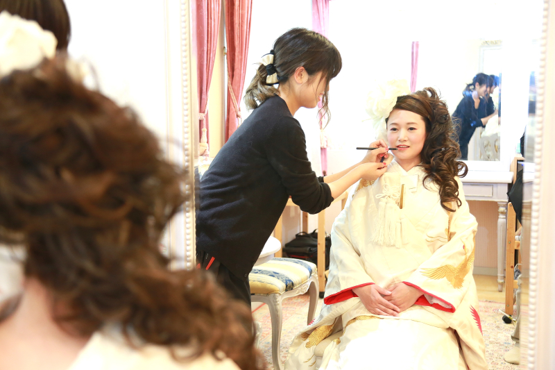 どんな髪型にしようかな・・・♪